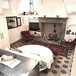 Дом отдыха Historic House By The La Renee Casa Предоре