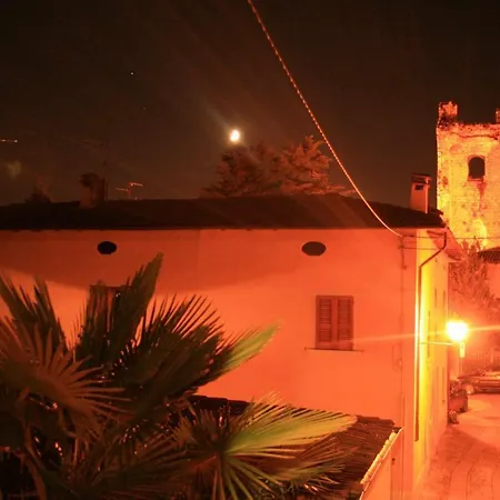 Historic House By The La Renée Casa Casa vacanze Predore