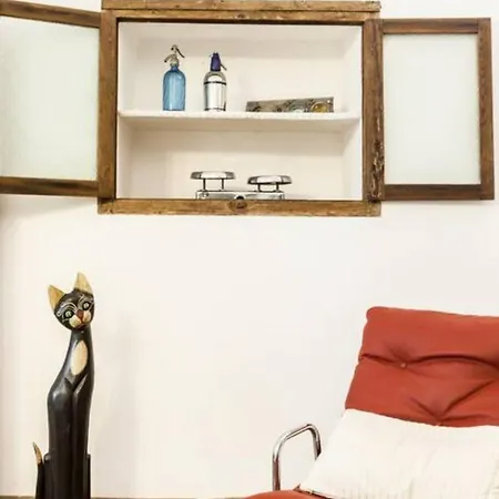 Historic House By The La Renee Casa Vakantiehuis