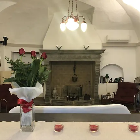 Historic House By The La Renee Casa